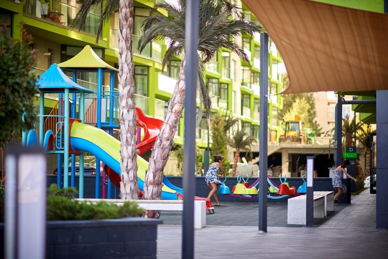 Cristalex Aparthotel & Spa Mamaia Nord Năvodari Exterior foto